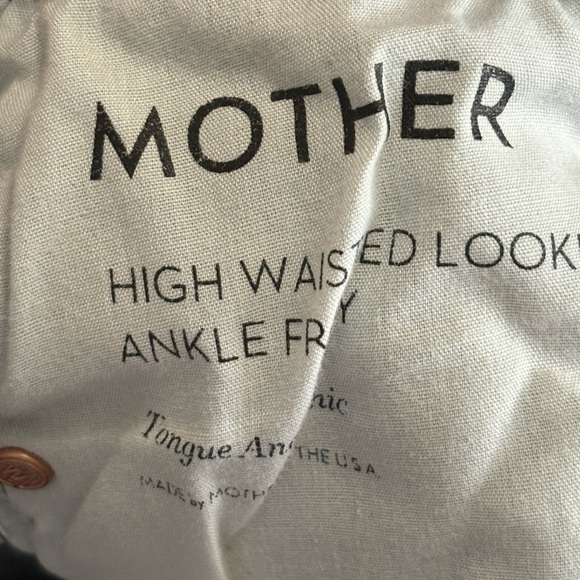 Mother Denim  High Waisted Looker Ankle Fray
Tongue in Chic size 25 - Picture 9 of 13